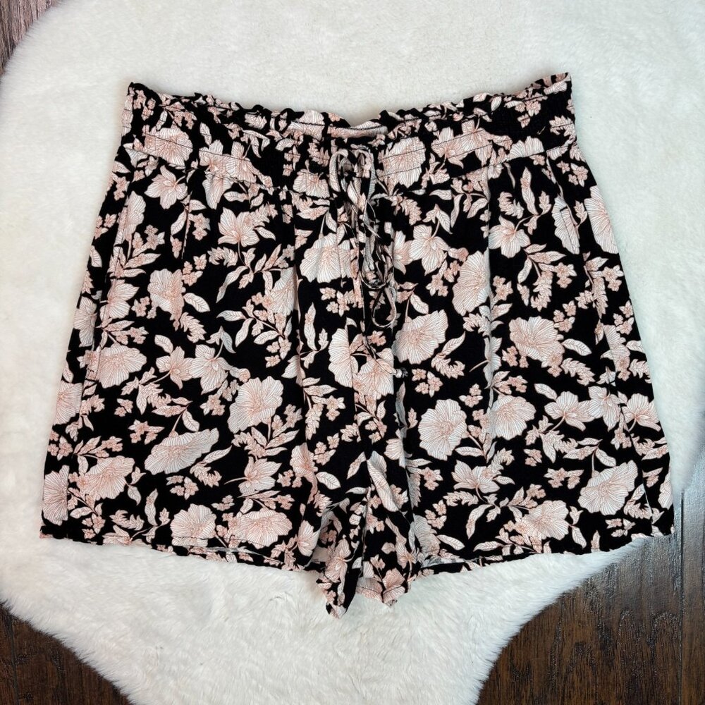 Express Paperbag Shorts Small Black Pink Floral Pull-On Elastic Waist Drawstring